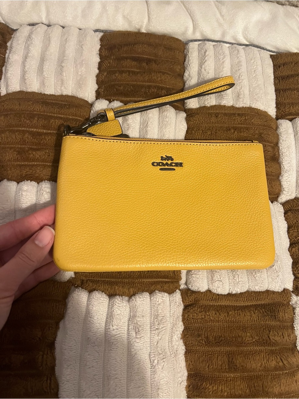 Coach Polished Pebbled Leather Wristlet in Honeycomb NWTS!